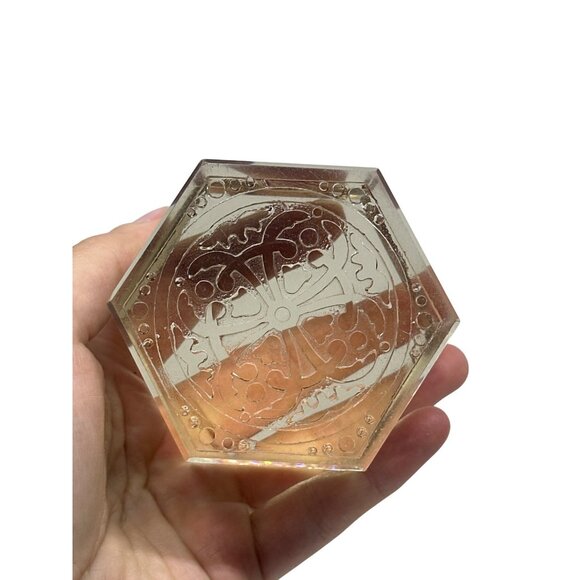 VTG Hexagonal Etched Glass Paperweight Clear Yellow Gold Hue Geometric Floral 2" - Picture 1 of 4